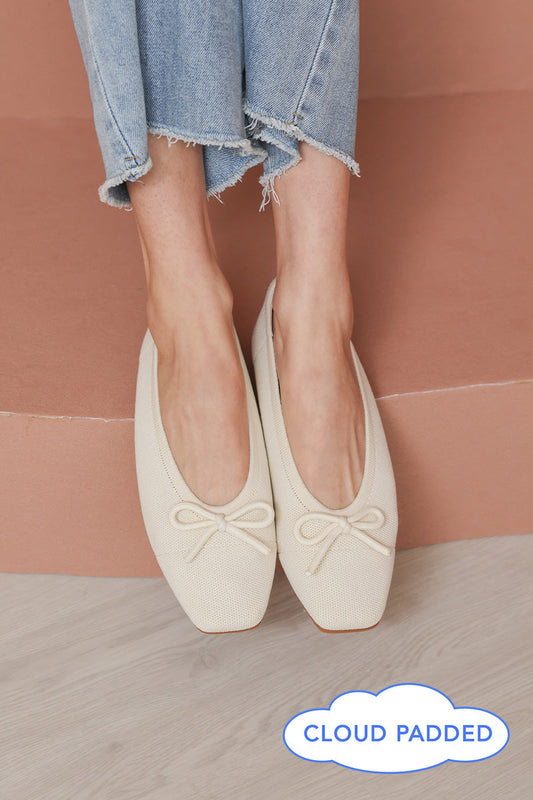 Balleta Cloud Flyknit Flats in Cream