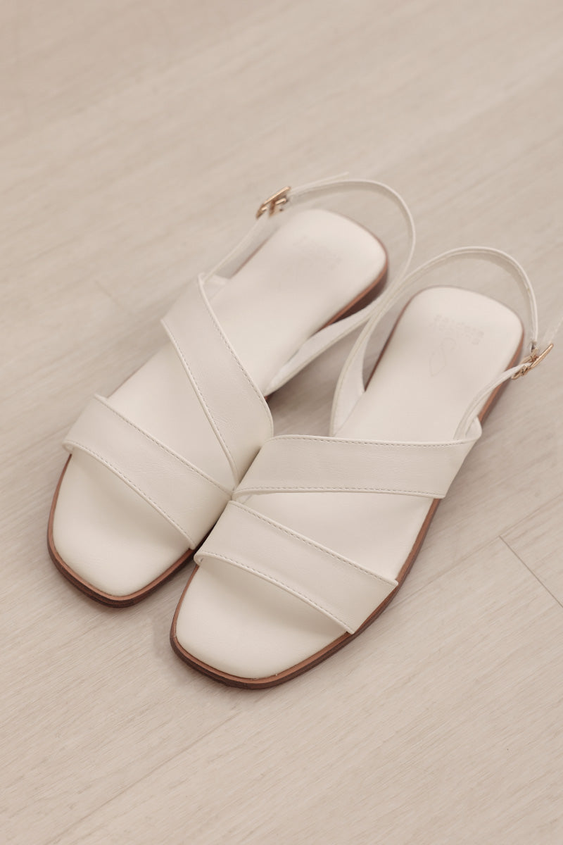 Charleey Irregular Strap Cloud Sandals in Cream