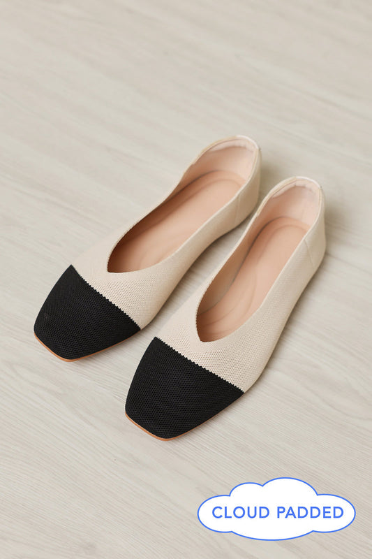 Coco Cloud Flyknit Flats in Cream