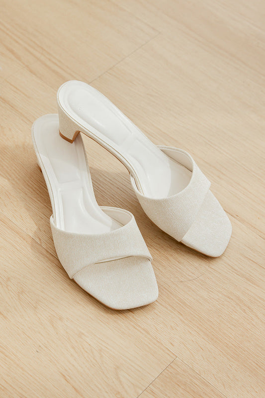 Doii Slip-on Heels in Waterproof Linen