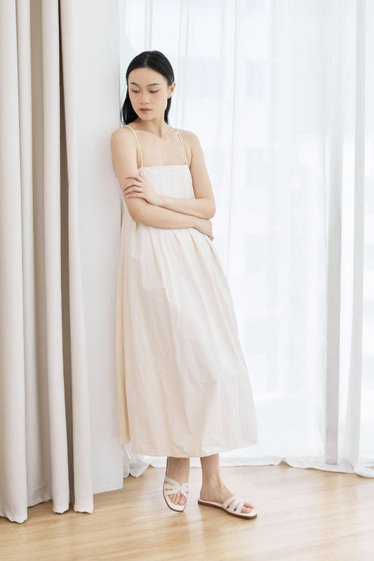 Leone Interlocking Cloud Sliders in Waterproof Linen