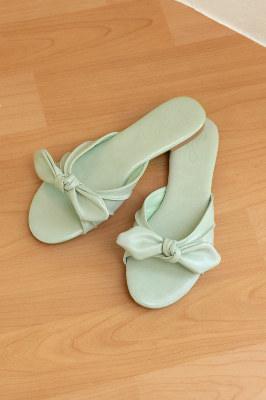 Novalie Knotted Sliders in Seafoam