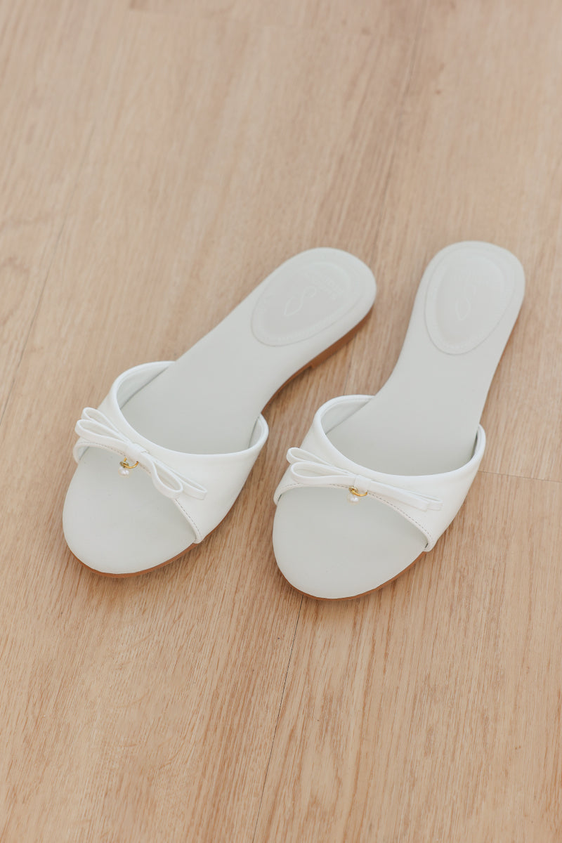Pearlina Bow Sliders in Cream Waterproof Satinh