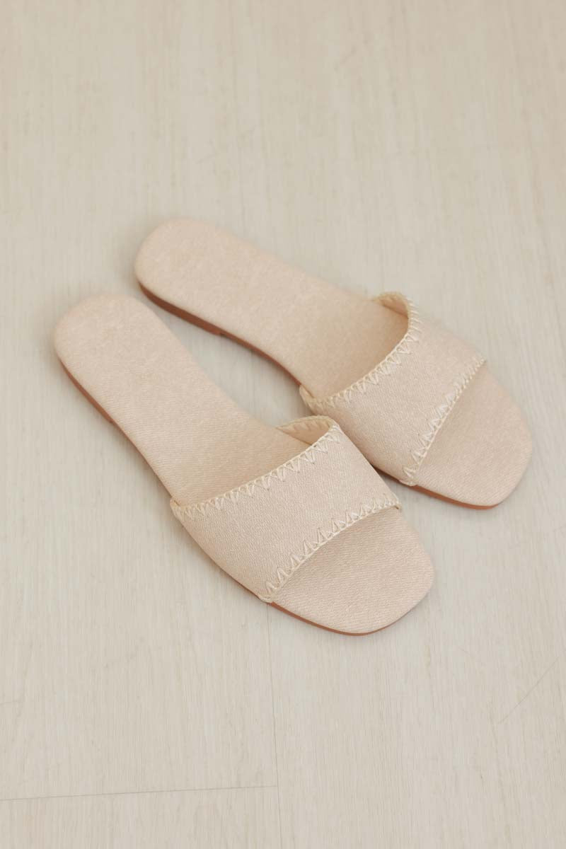 Onda Crochet Sliders in Waterproof Linen