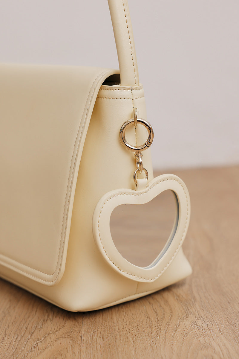 Sydney Shoulder Bag in Butter Yellow