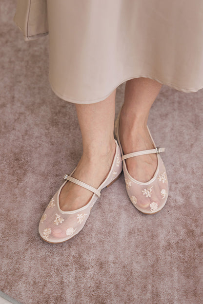 Aster Floral Mesh Maryjane Flats in Cream