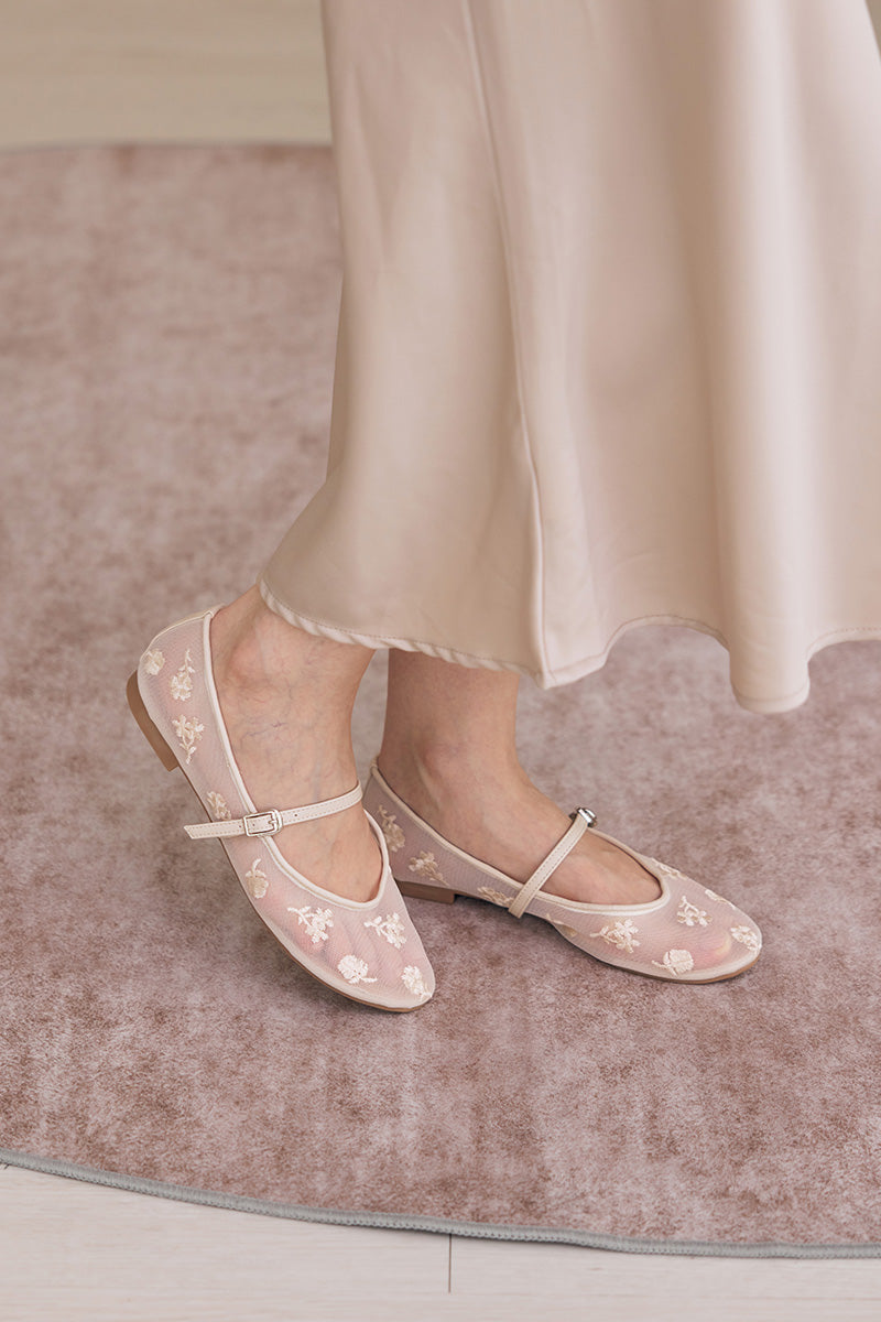 Aster Floral Mesh Maryjane Flats in Cream
