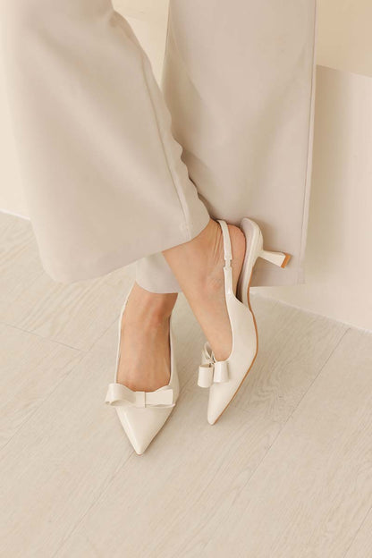 Blaire Bow Slingback Heels in Cream