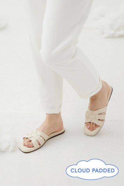 Bondi Cloud Sliders in Cream