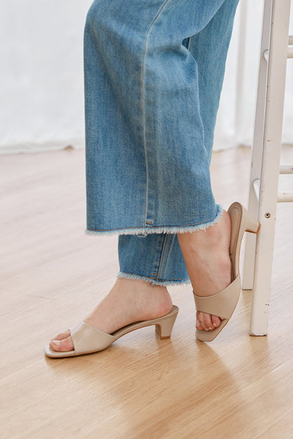 Doii Slip-on Heels in Taupe