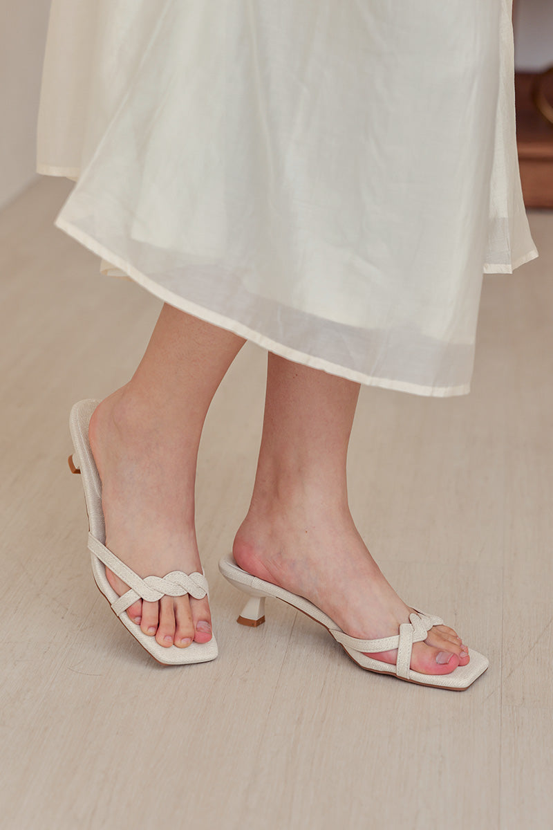Elvaria Strappy Kitten Heels in Waterproof Linen