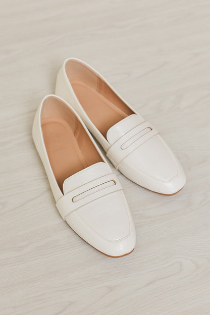 Isla Loafers in Textured Cream