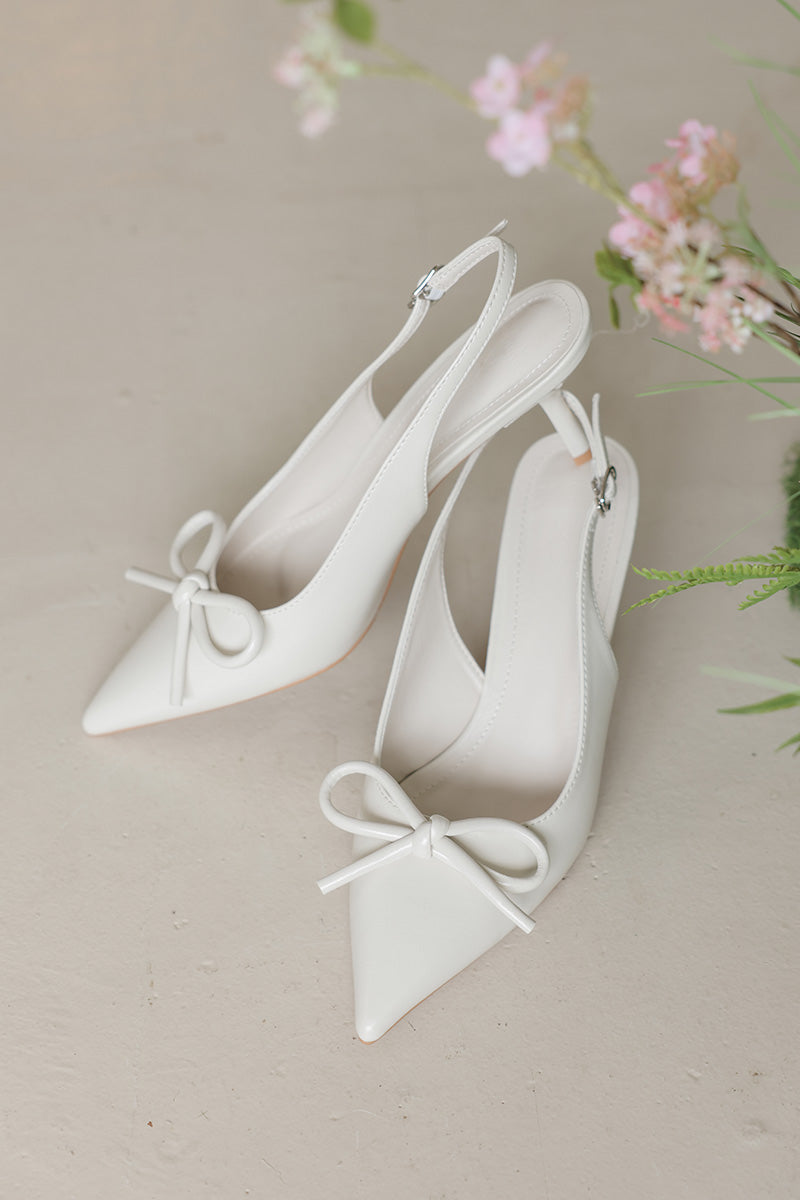 Issey Bow Slingback Heels in Cream