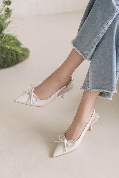 Issey Bow Slingback Heels in Cream