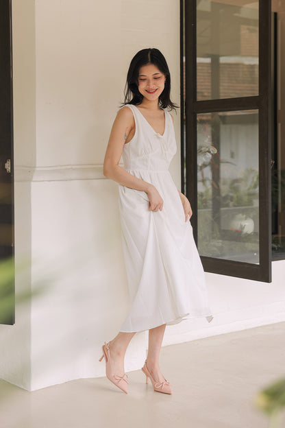 Issey Bow Slingback Heels in Nude Pink