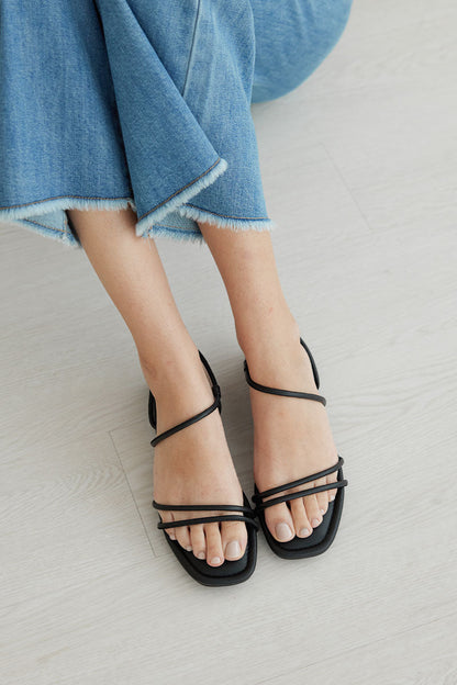 Jamie Cloud Sandals in Black