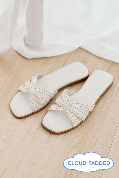 Leone Interlocking Cloud Sliders in Waterproof Linen