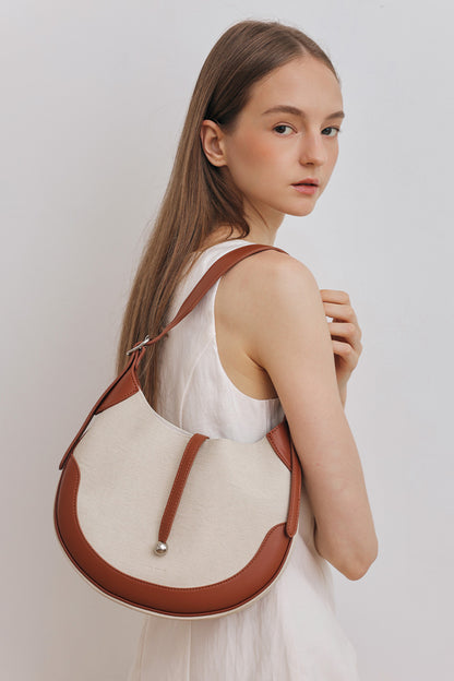 Lisbon Shoulder Bag in Canvas/Brown