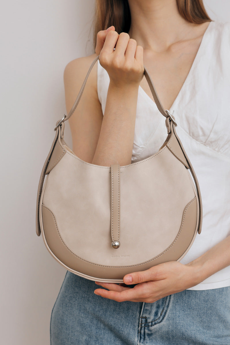 Lisbon Shoulder Bag in Stone