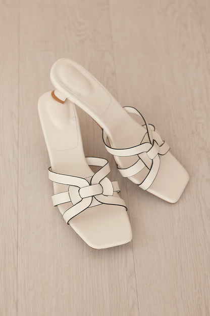 Lorin Interlocking Kitten Heels in Cream