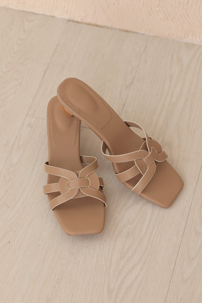 Lorin Interlocking Kitten Heels in Taupe