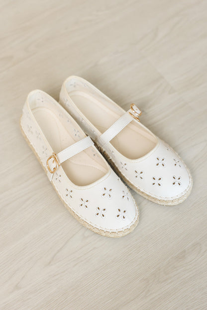 Loretta Maryjane Espadrille Flats in Cream Embroidery