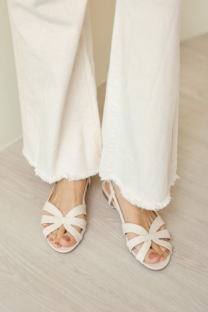 Lovi Interlocking Sandals in Cream