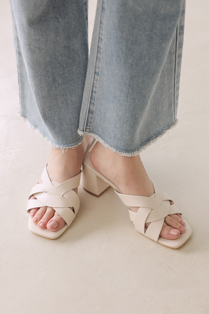 Luma Interlocking Block Heels in Cream