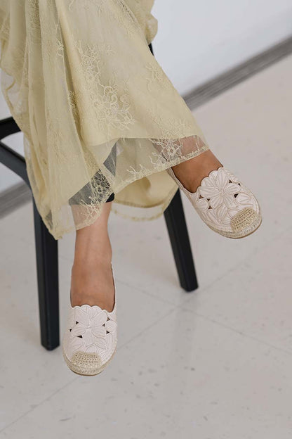 [PRE-ORDER] Maris Floral Espadrille in Cream
