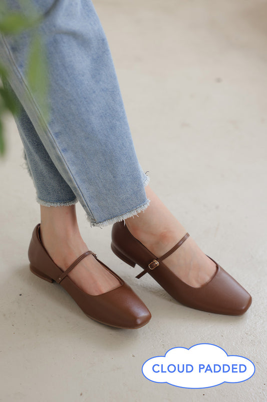 Norell Maryjane Flats in Brown
