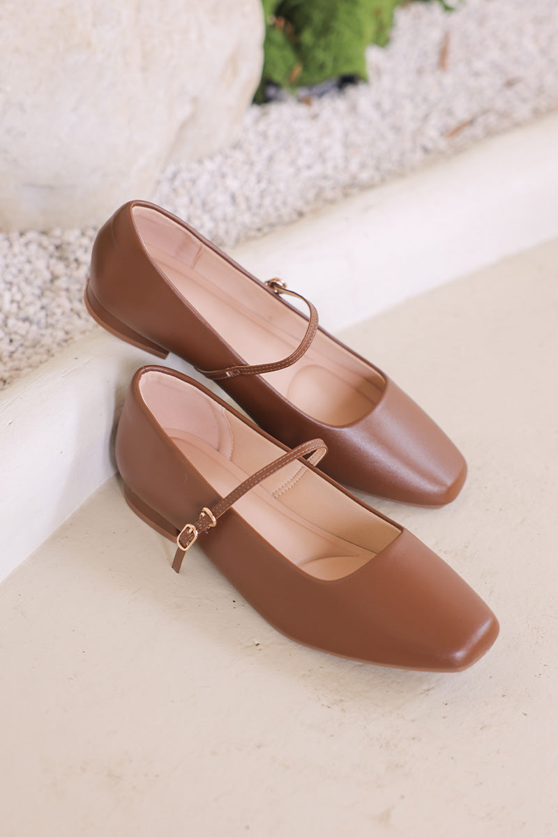 Norell Maryjane Flats in Brown
