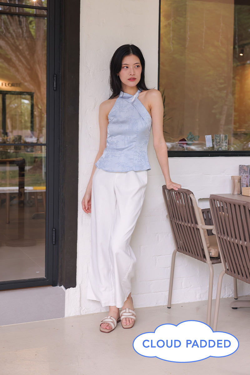 Nyla Cloud Contrast Sliders in Caramel