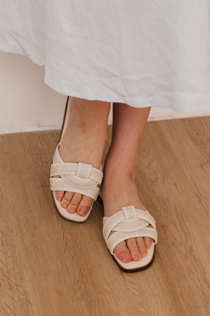 Nyla Cloud Contrast Sliders in Oat