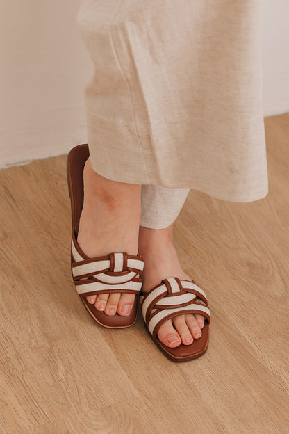 Nyla Cloud Contrast Sliders in Tan