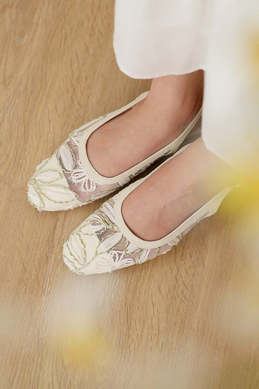 Sage Floral Mesh Slingback Flats in Cream/Olive