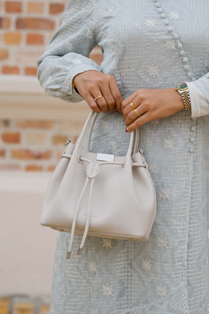 Santiago Dumpling Bag in Ivory Smoke