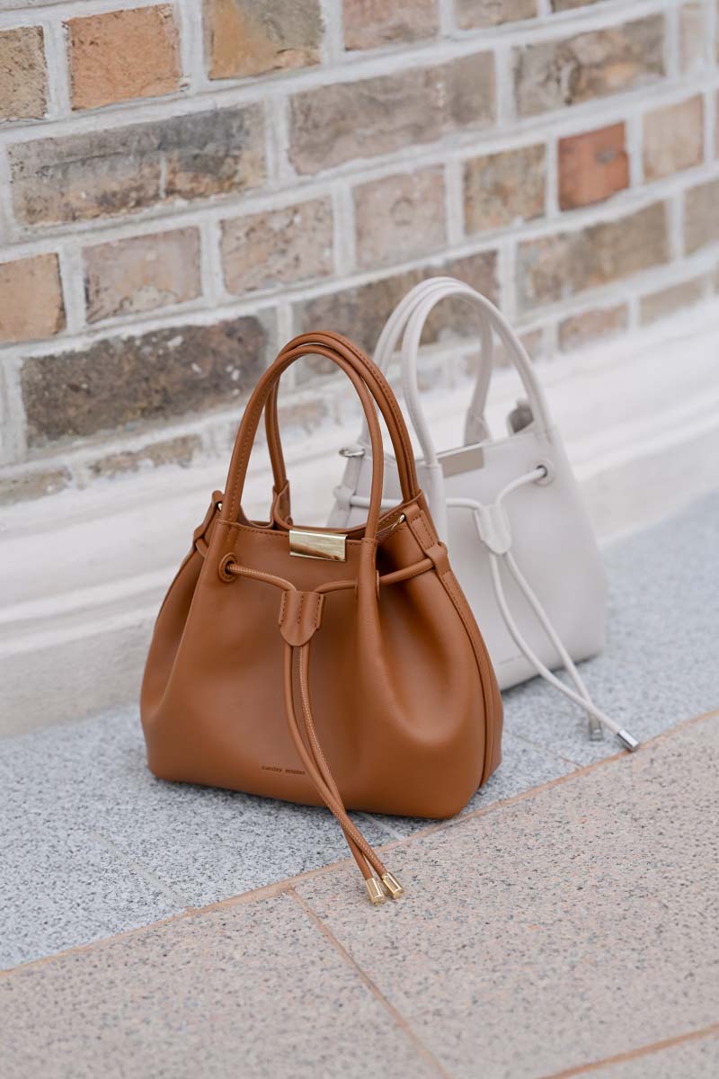 Santiago Dumpling Bag in Tan