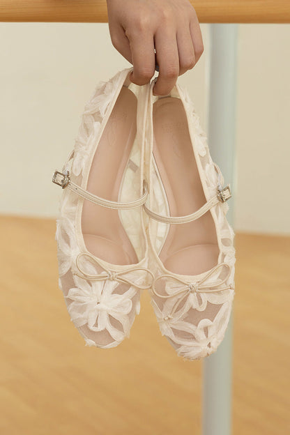 Sevyn Floral Mesh Maryjane Flats in Cream