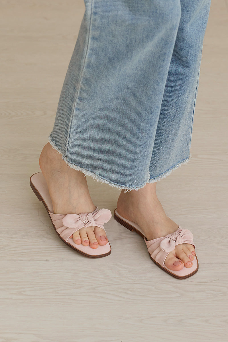 Soren Bow Sliders in Blush