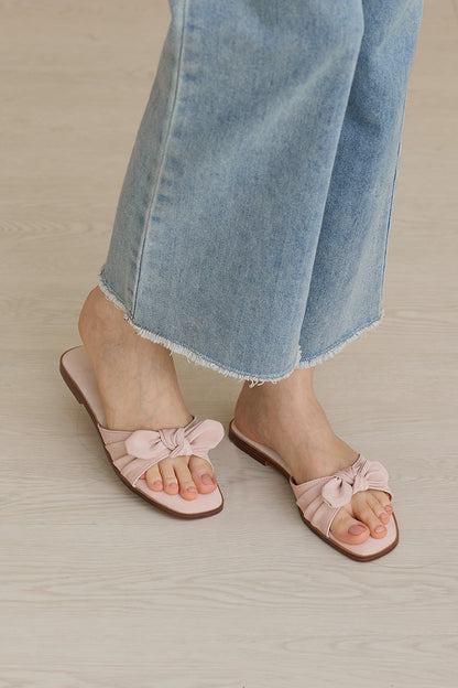 Soren Bow Sliders in Blush