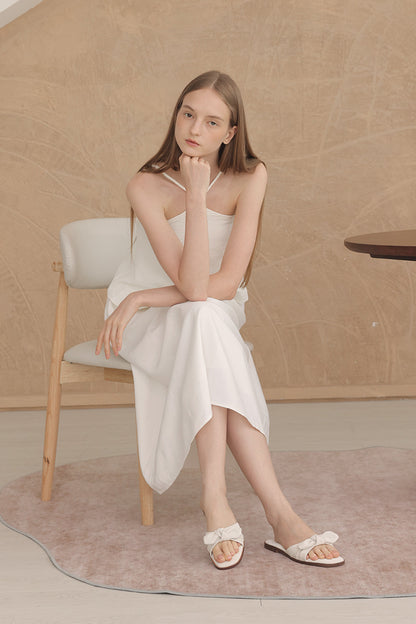 Soren Bow Sliders in Cream