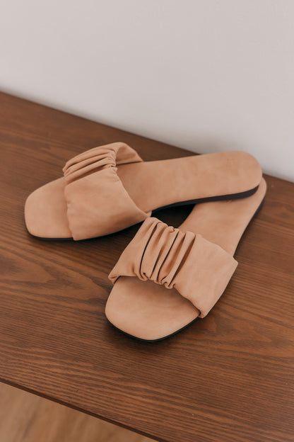 Willow Cloud Sliders in Nude Waterproof Suede