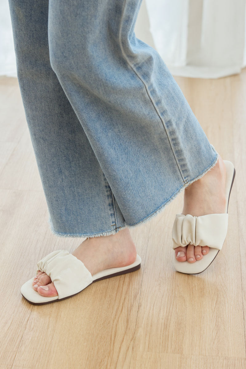 Willow Cloud Sliders in Pearl Waterproof Satin