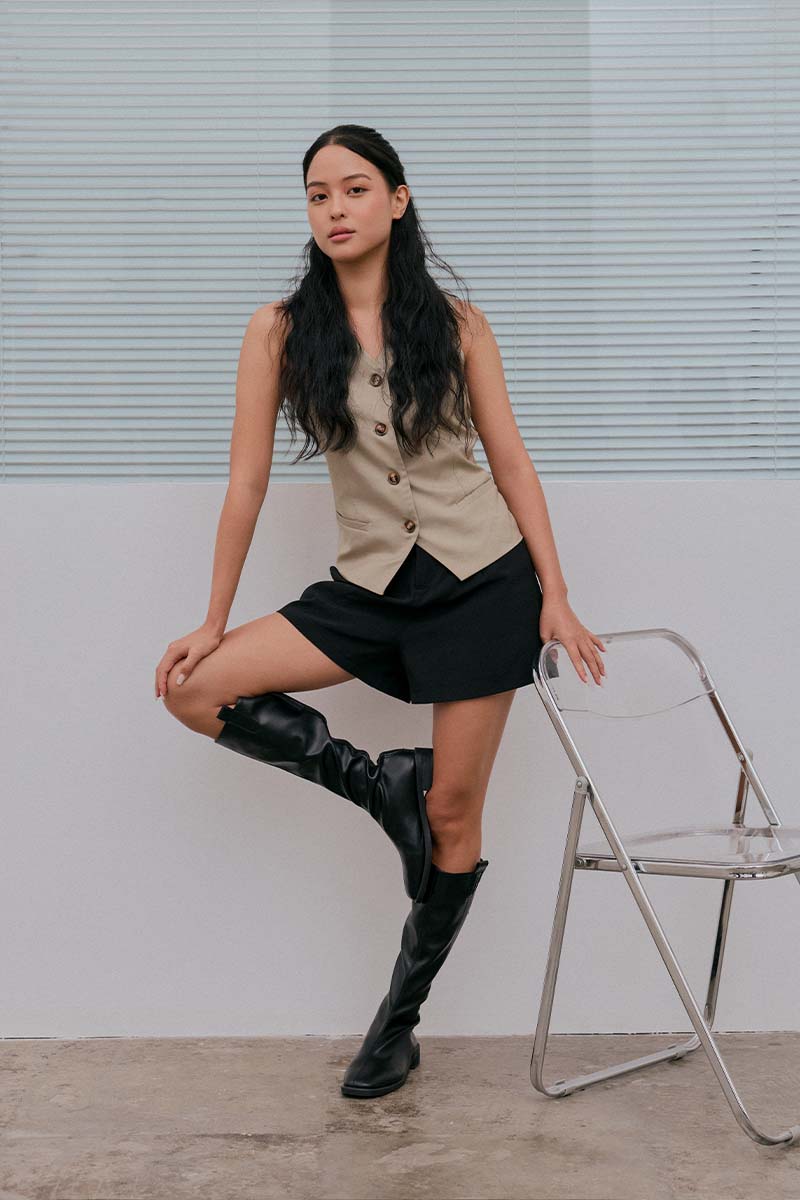 Arlo Knee-High Boots in Black