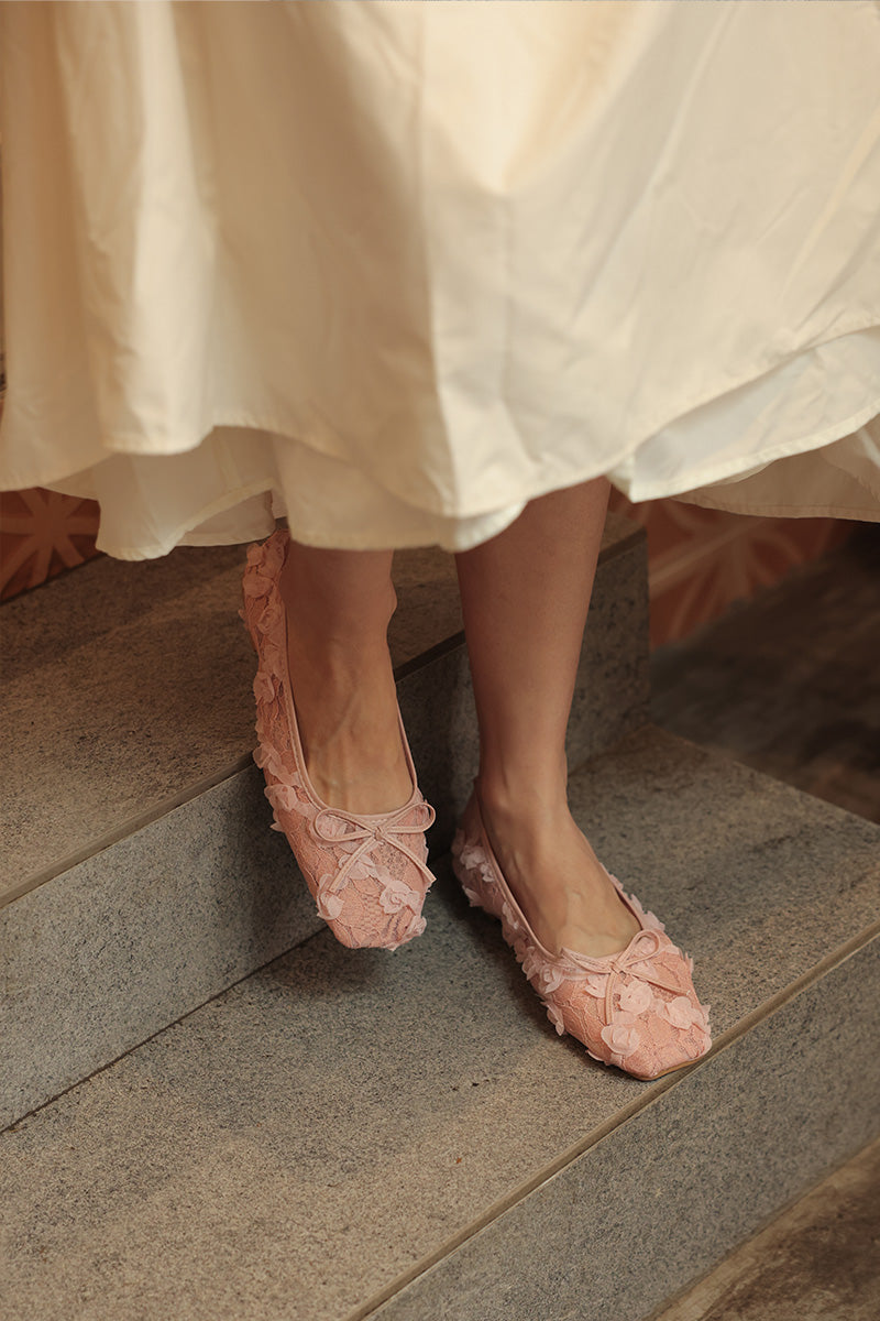 Avalyn Floral Mesh Flats in Pink