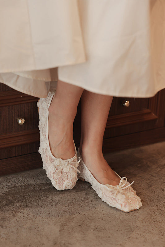 Avalyn Floral Mesh Flats in White