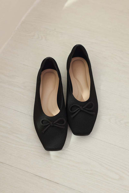 Balleta Cloud Flyknit Flats in Black