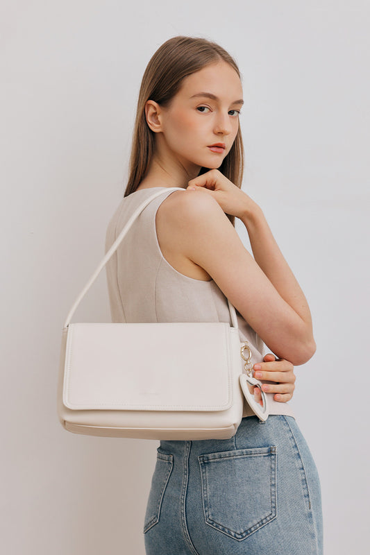 Sydney Shoulder Bag in Cream