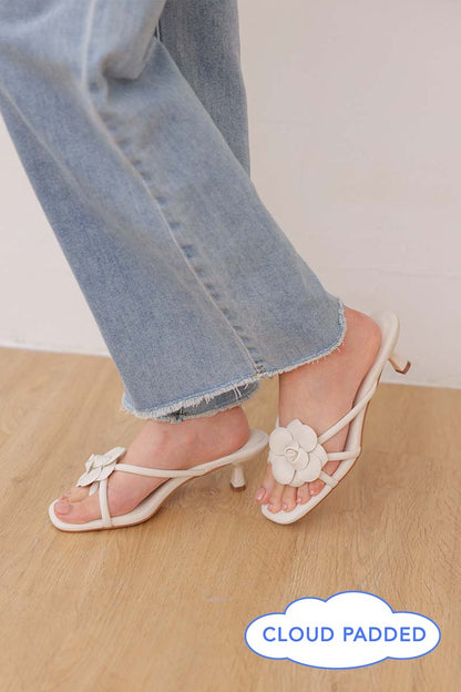Florisse Cloud Heels in Waterproof Linen Cream