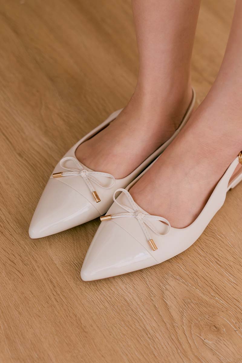 Helia Slingback Cloud Flats in Cream